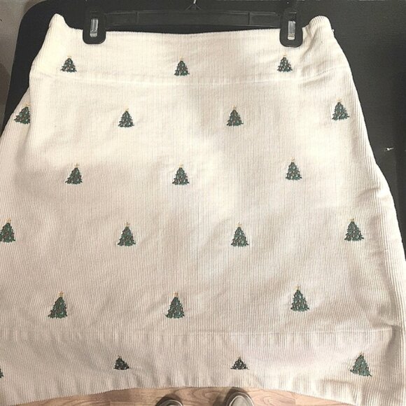 NEVER WORN! SZ 4, CASTAWAY, CORDUROY SKIRT - Picture 1 of 2